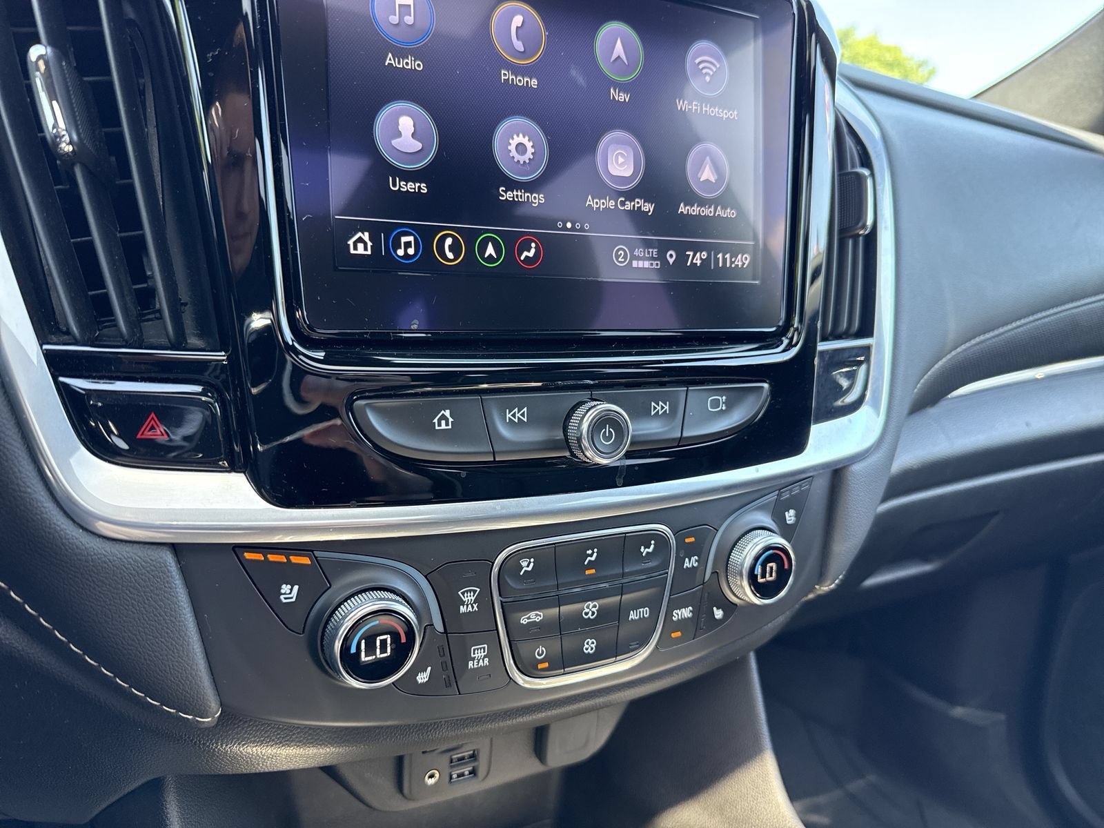 Used 2022 Chevrolet Traverse Premier w/ Redline Edition AWD/4WD image 37