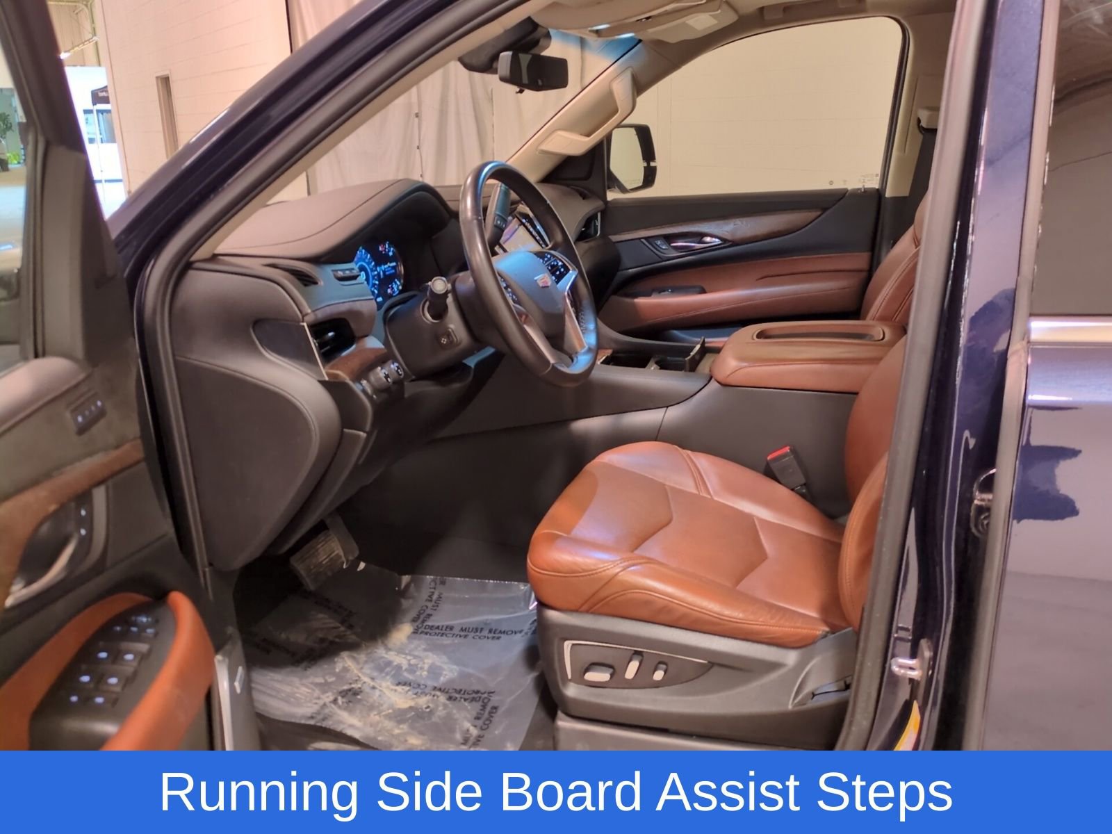 Used 2019 Cadillac Escalade Premium Luxury image 17