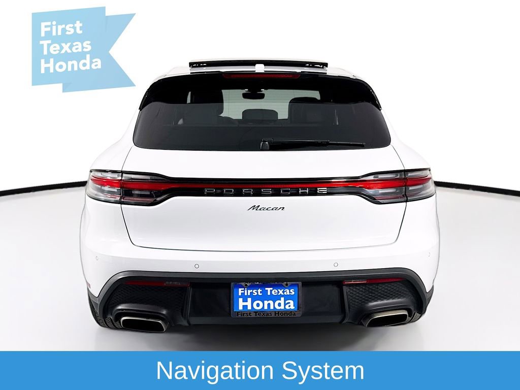 Used 2024 Porsche Macan image 6