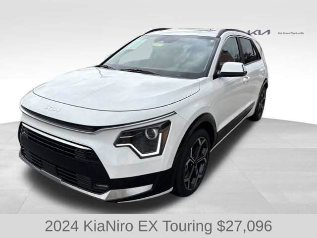 Used 2024 Kia Niro EX Touring FWD image 4