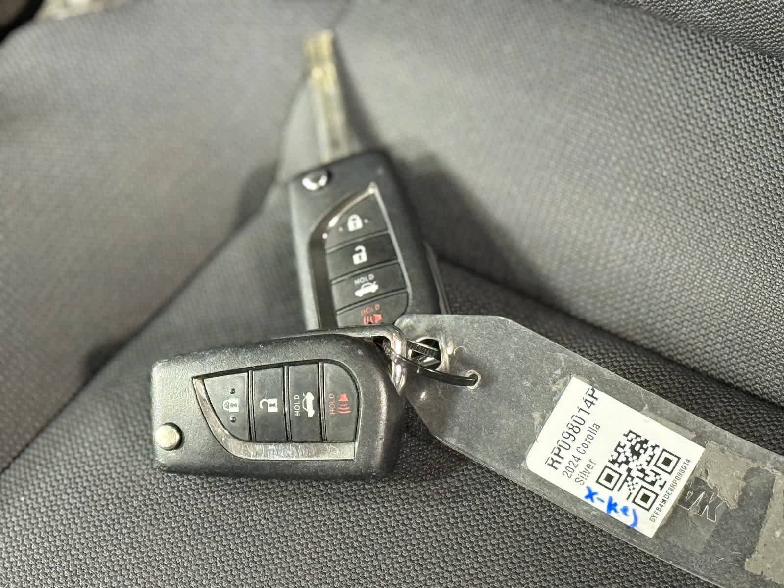 Certified 2024 Toyota Corolla LE FWD image 30