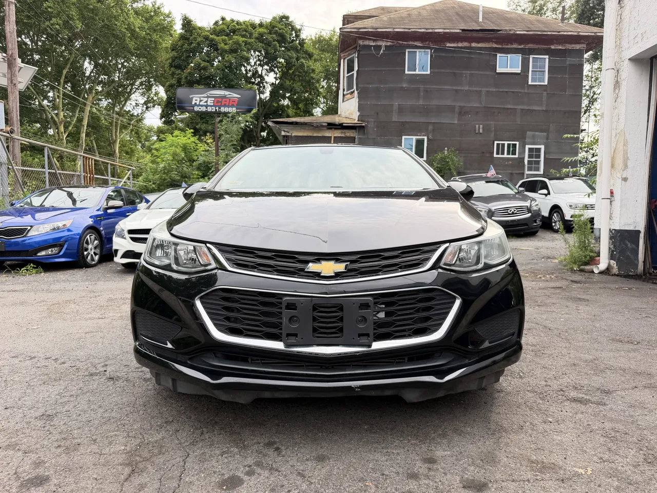 Used 2017 Chevrolet Cruze LS FWD image 13