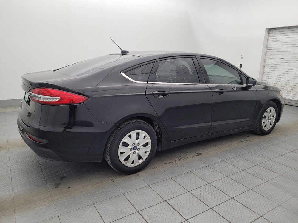 Used 2019 Ford Fusion S image 10