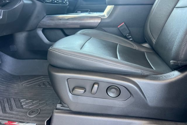 Used 2024 Chevrolet Silverado 2500 LTZ w/ LTZ Convenience Package AWD/4WD image 13