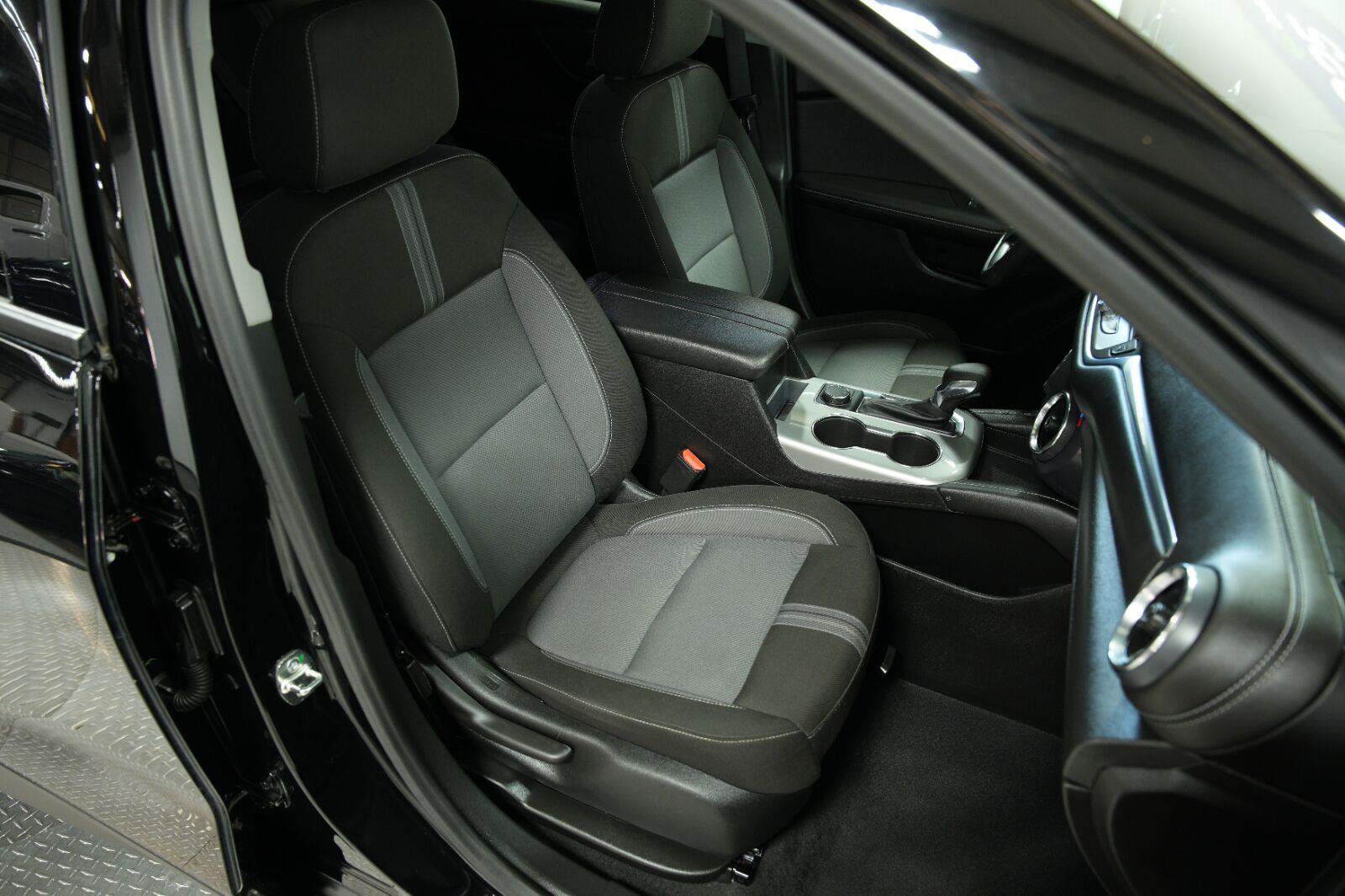 Certified 2025 Chevrolet Blazer LT FWD image 20