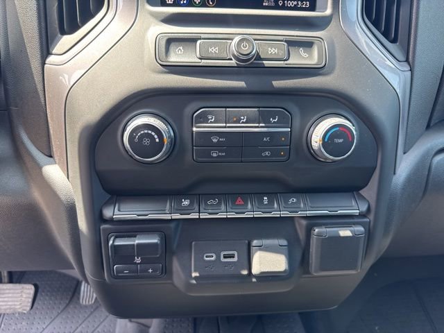 Used 2022 Chevrolet Silverado 2500 Custom w/ Custom Value Package AWD/4WD image 24