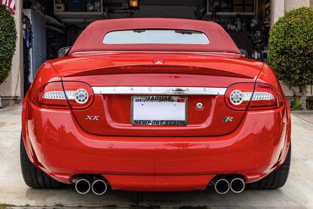 Used 2010 Jaguar XKR R RWD image 18