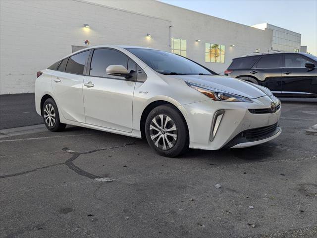 Certified 2022 Toyota Prius XLE AWD/4WD image 3