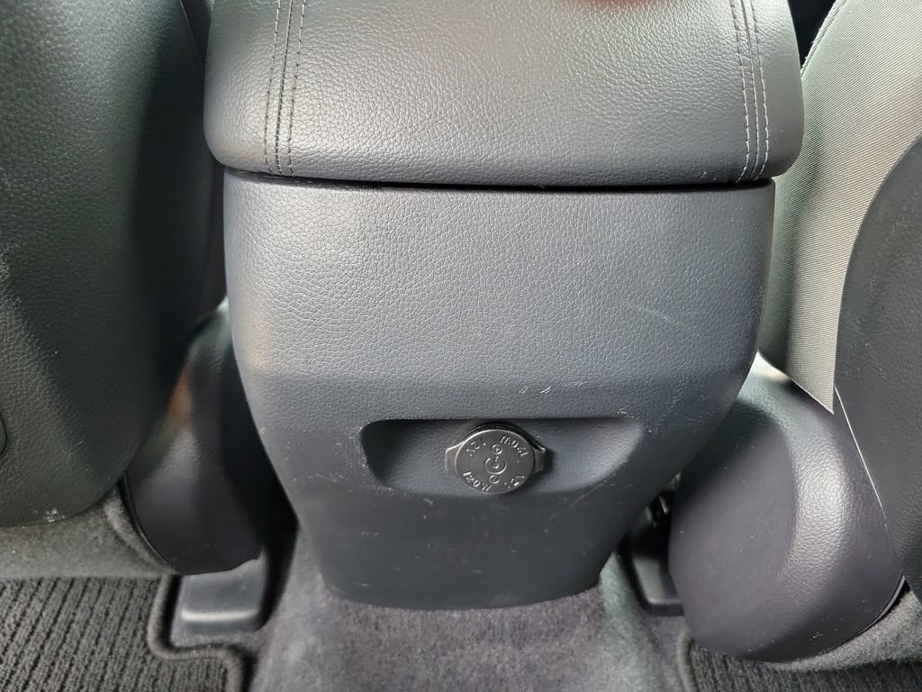 Used 2018 Hyundai Santa Fe Sport w/ 2.4L Value Package 02 FWD image 12