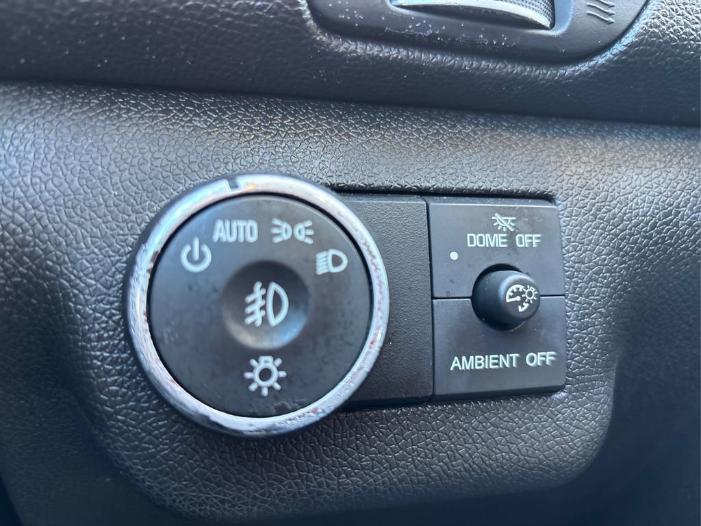 Used 2016 Chevrolet Traverse LT image 25