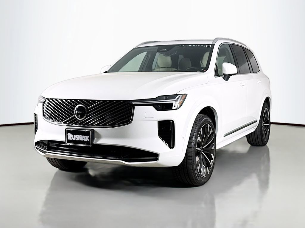 Certified 2026 Volvo XC90 B6 Plus w/ Protection Package Premier image 3