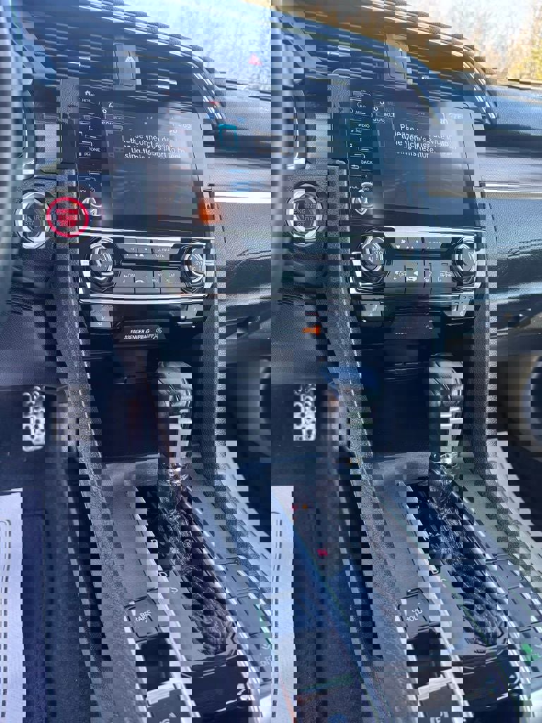 Used 2020 Honda Civic Touring image 11