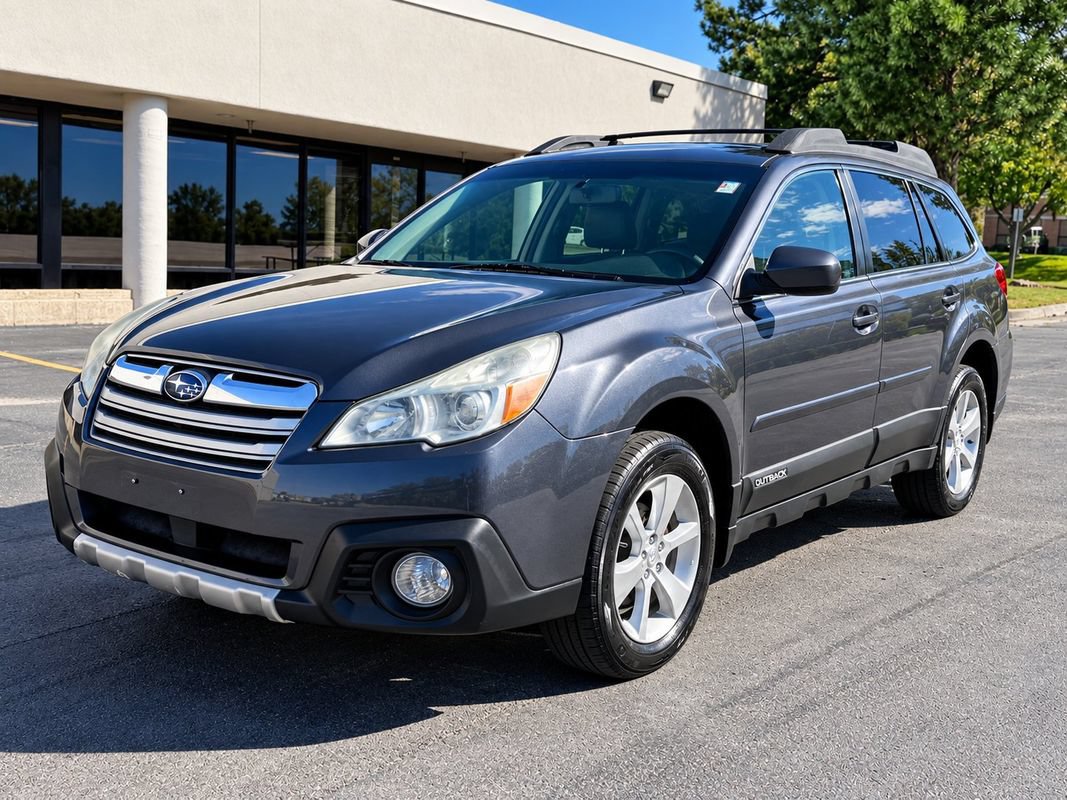 Used 2014 Subaru Outback 2.5i Limited w/ Moonroof Package