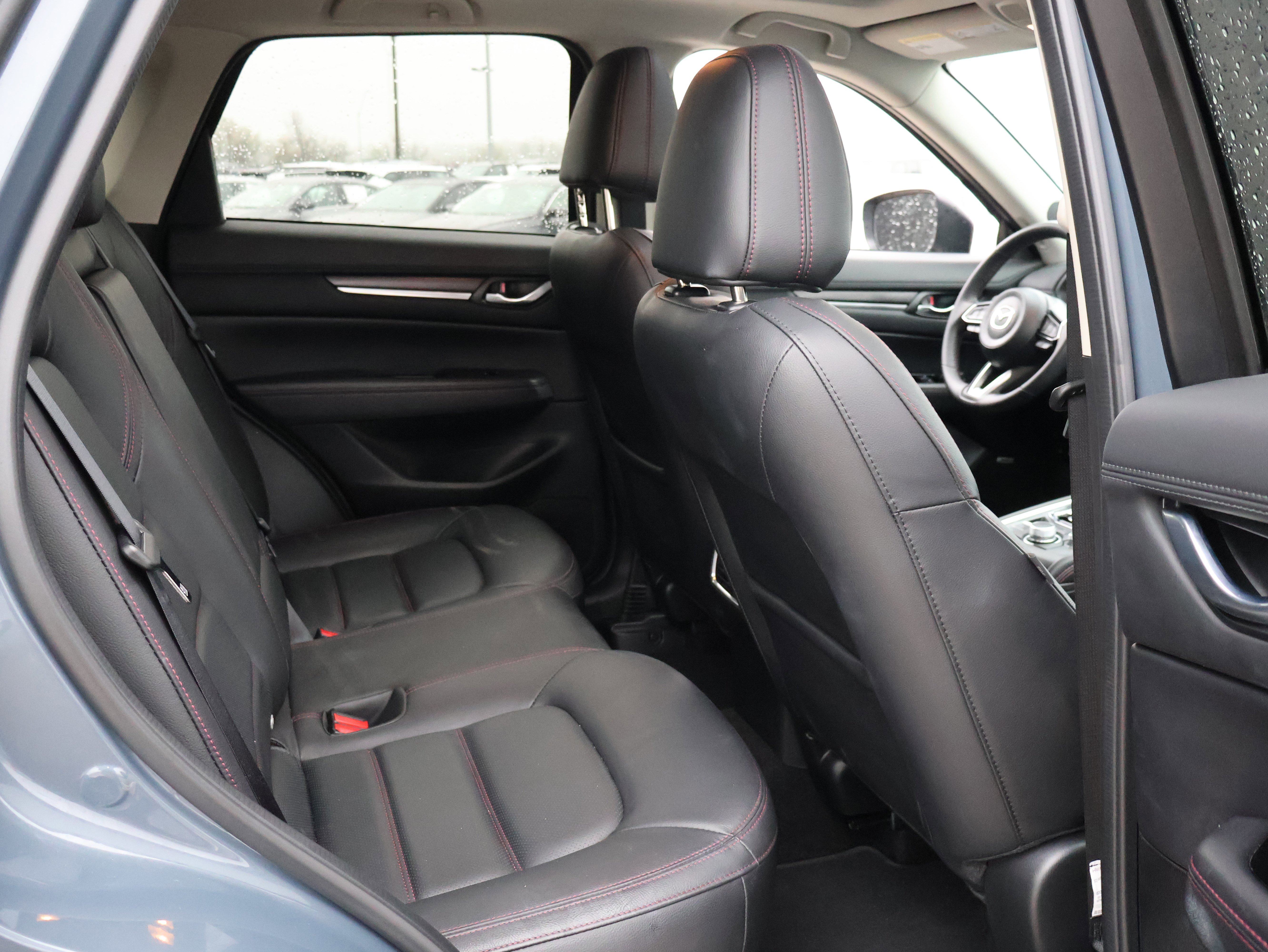 Used 2025 MAZDA CX-5 Carbon Edition AWD/4WD image 12