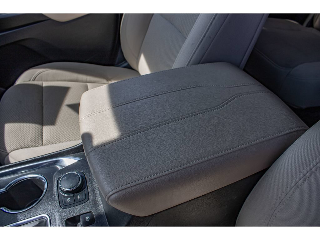 Used 2023 Chevrolet Traverse LT w/ LPO, Cargo Package AWD/4WD image 31