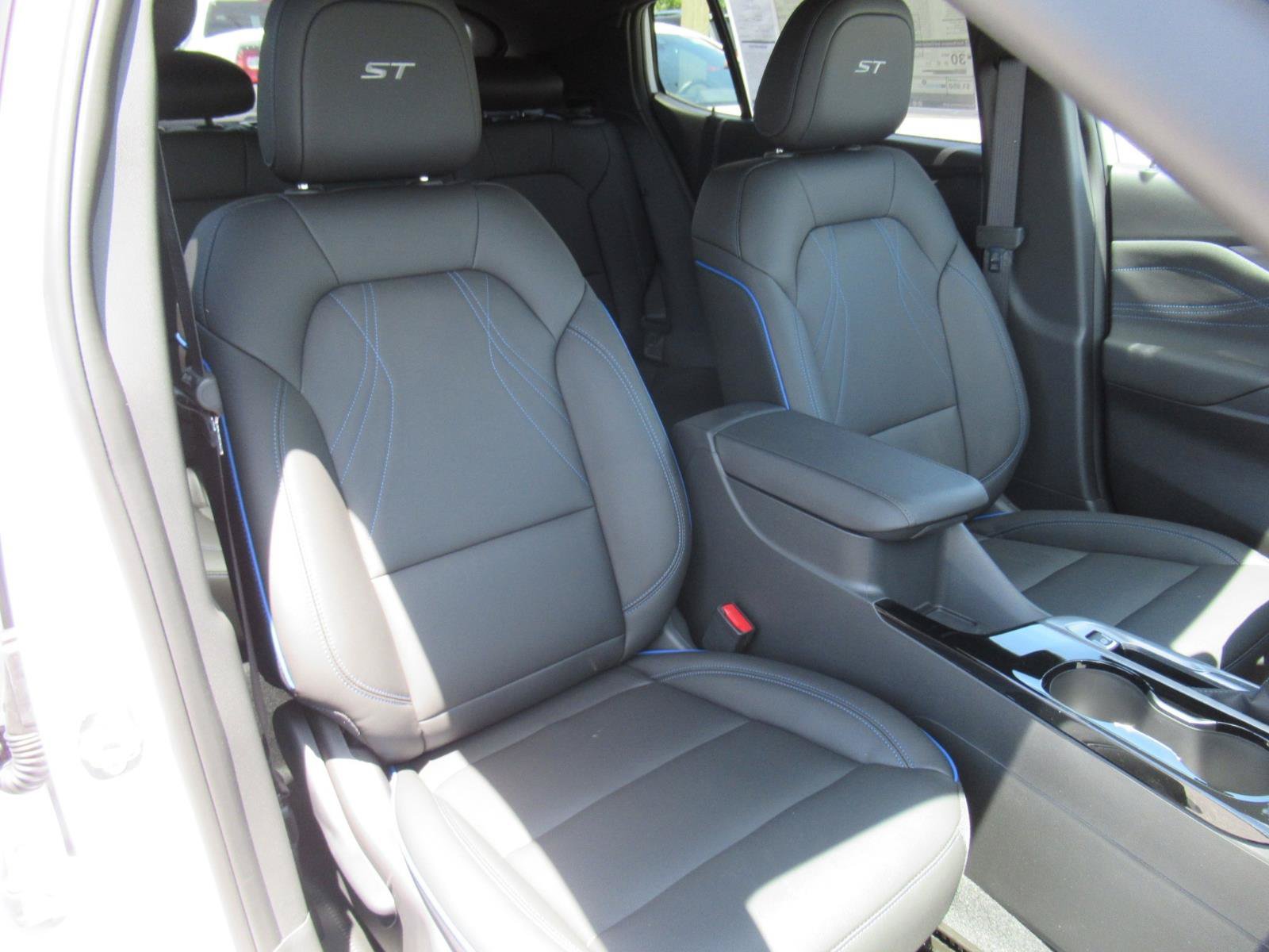 New 2026 Buick Envista Sport Touring w/ Convenience I Package FWD image 9
