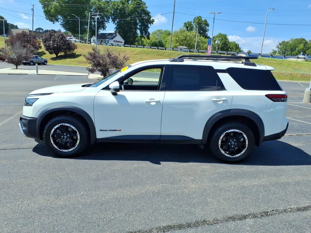Used 2024 Nissan Pathfinder Rock Creek AWD/4WD image 21