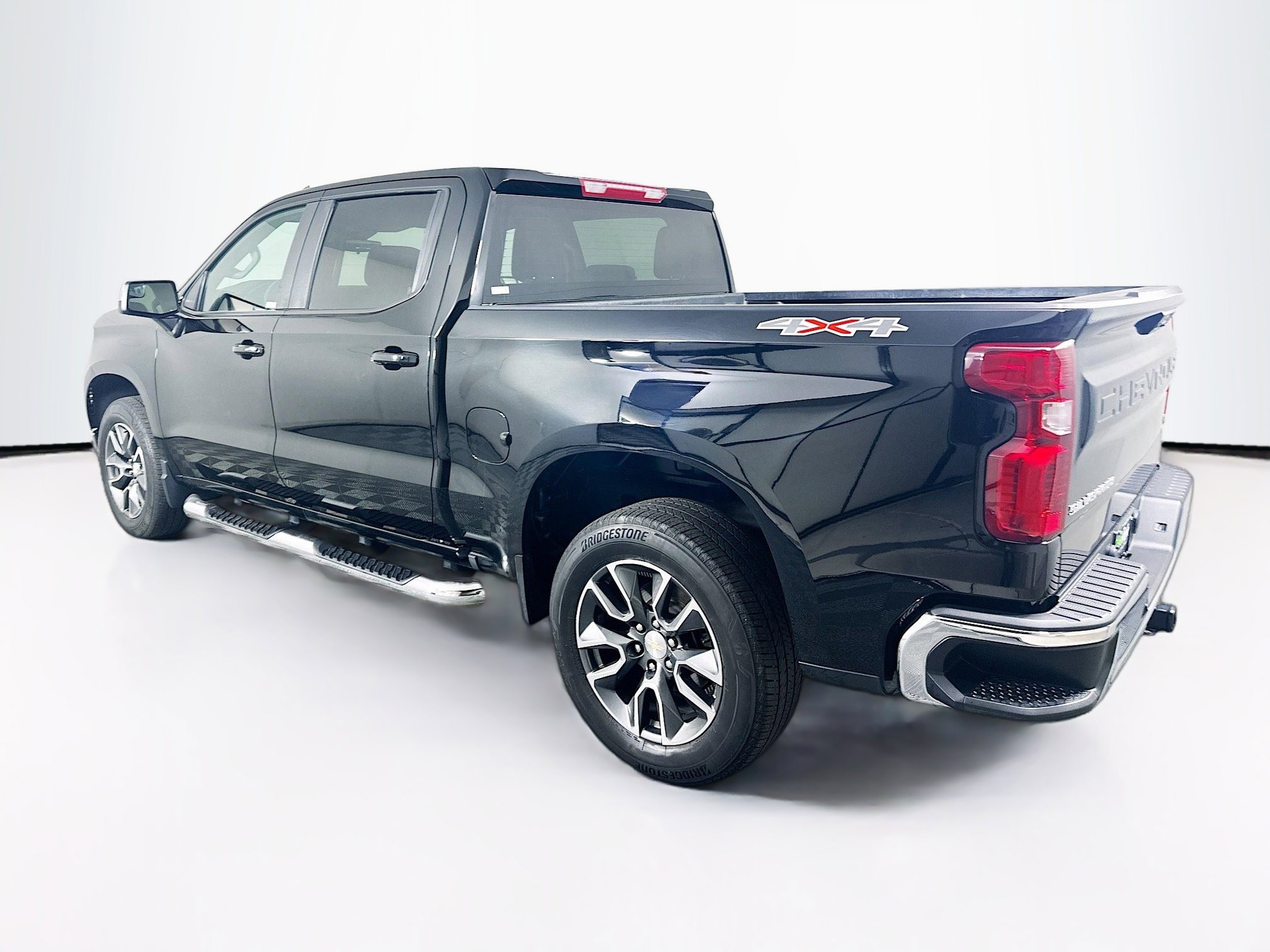 Used 2022 Chevrolet Silverado 1500 LT image 5