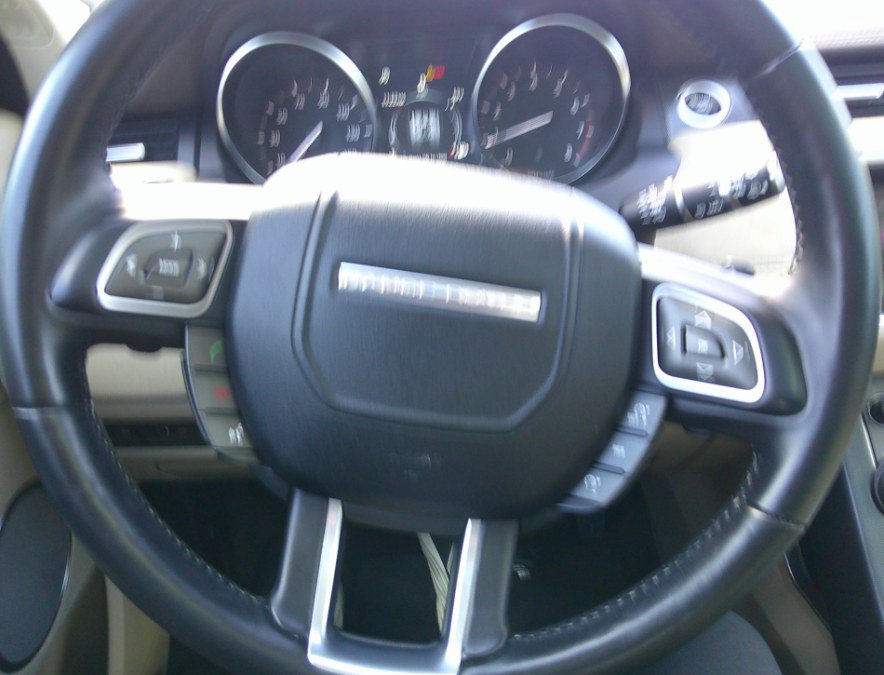 Used 2018 Land Rover Range Rover Evoque SE Premium image 75