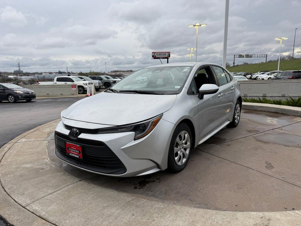 Certified 2024 Toyota Corolla LE image 10