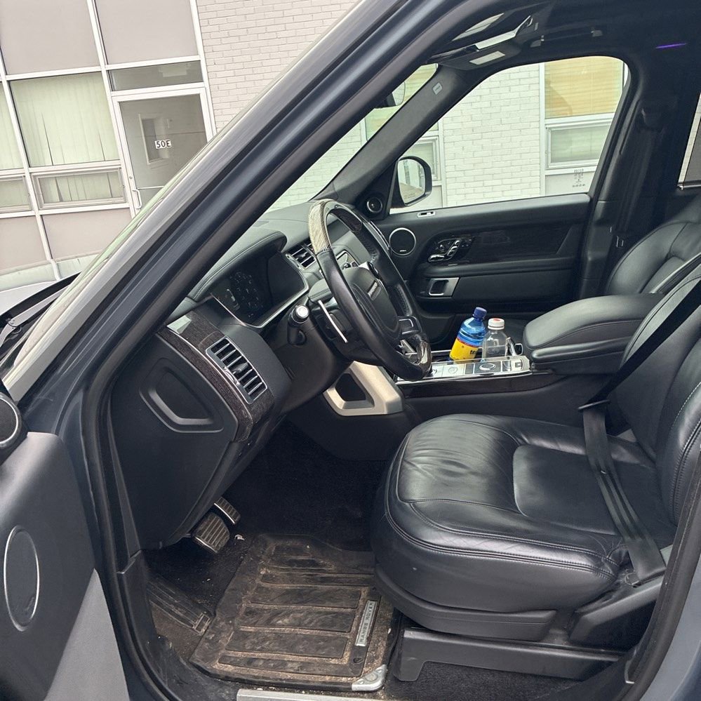 Used 2020 Land Rover Range Rover Long Wheelbase Autobiography image 19