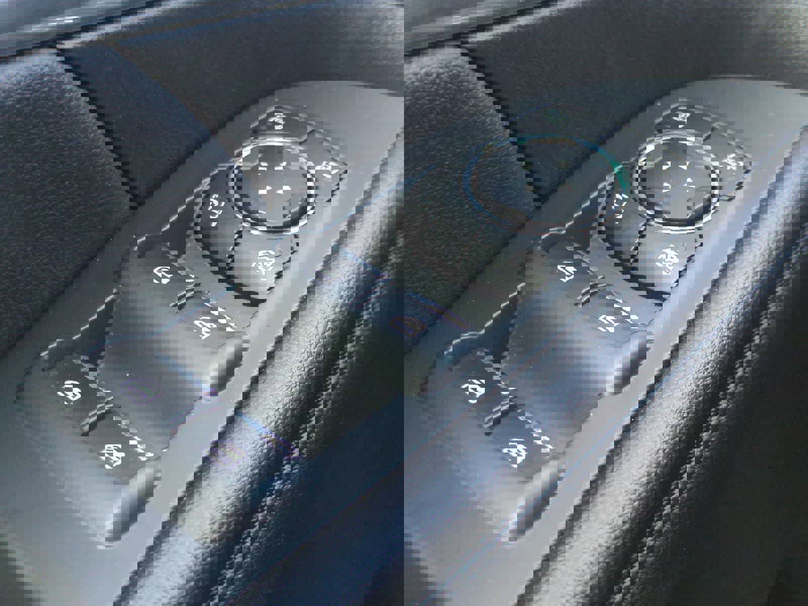 Used 2016 Ford Explorer Limited image 28