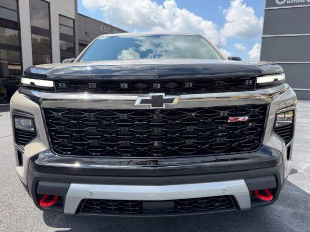 Used 2026 Chevrolet Traverse Z71 w/ Enhanced Driving Package AWD/4WD image 3