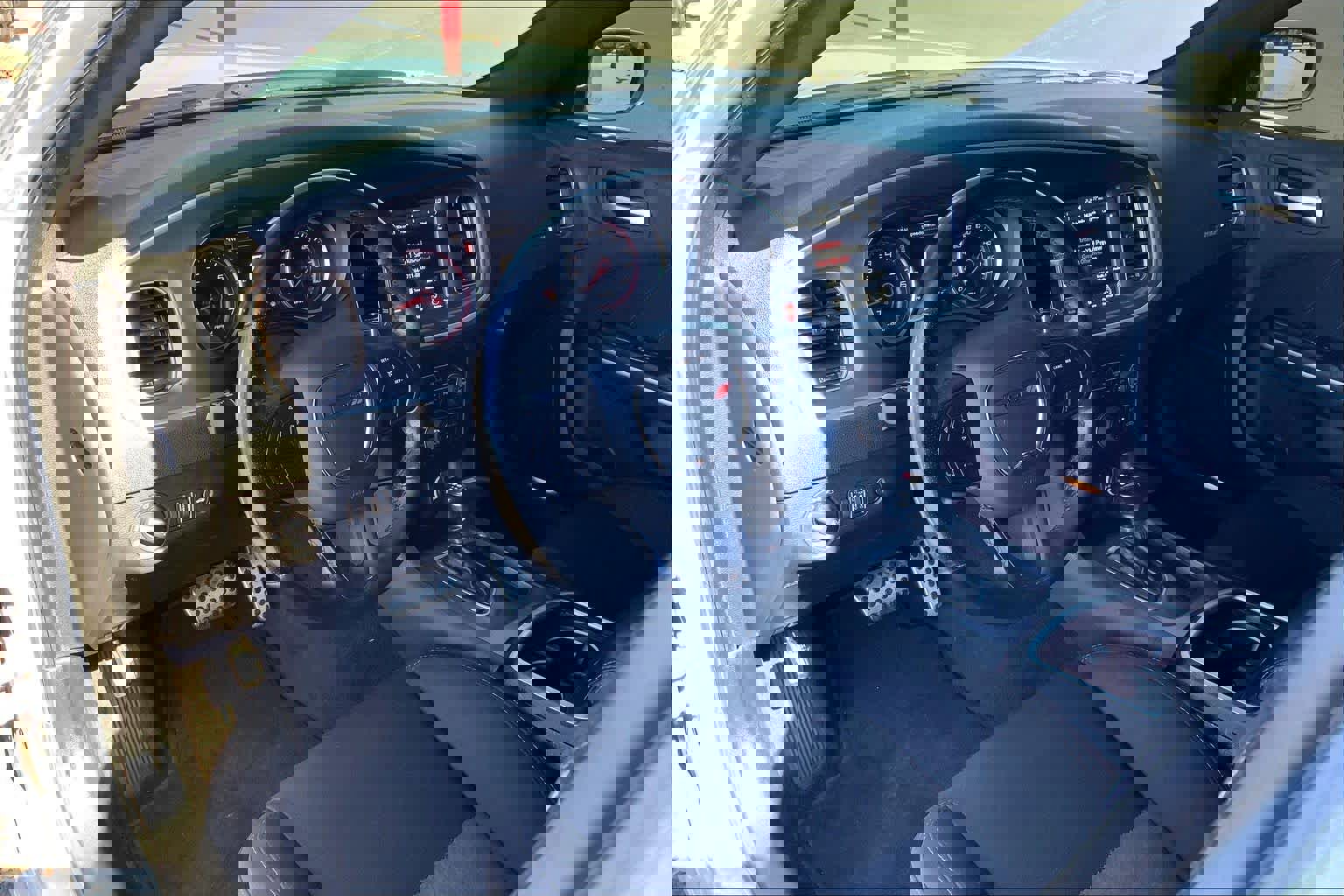 Used 2022 Dodge Charger Scat Pack w/ Driver Convenience Group RWD image 18