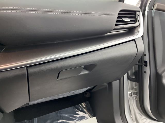 Used 2021 Nissan Rogue SV w/ Premium Package image 38