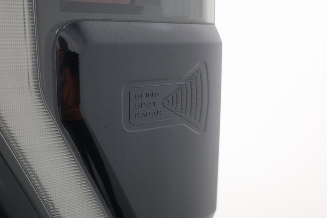 Used 2022 Ford F350 Platinum w/ Tremor Off-Road Package image 65