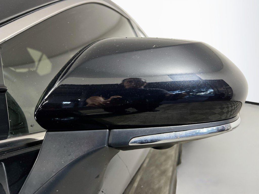Used 2021 Toyota Camry XSE w/ Navigation Package FWD image 10