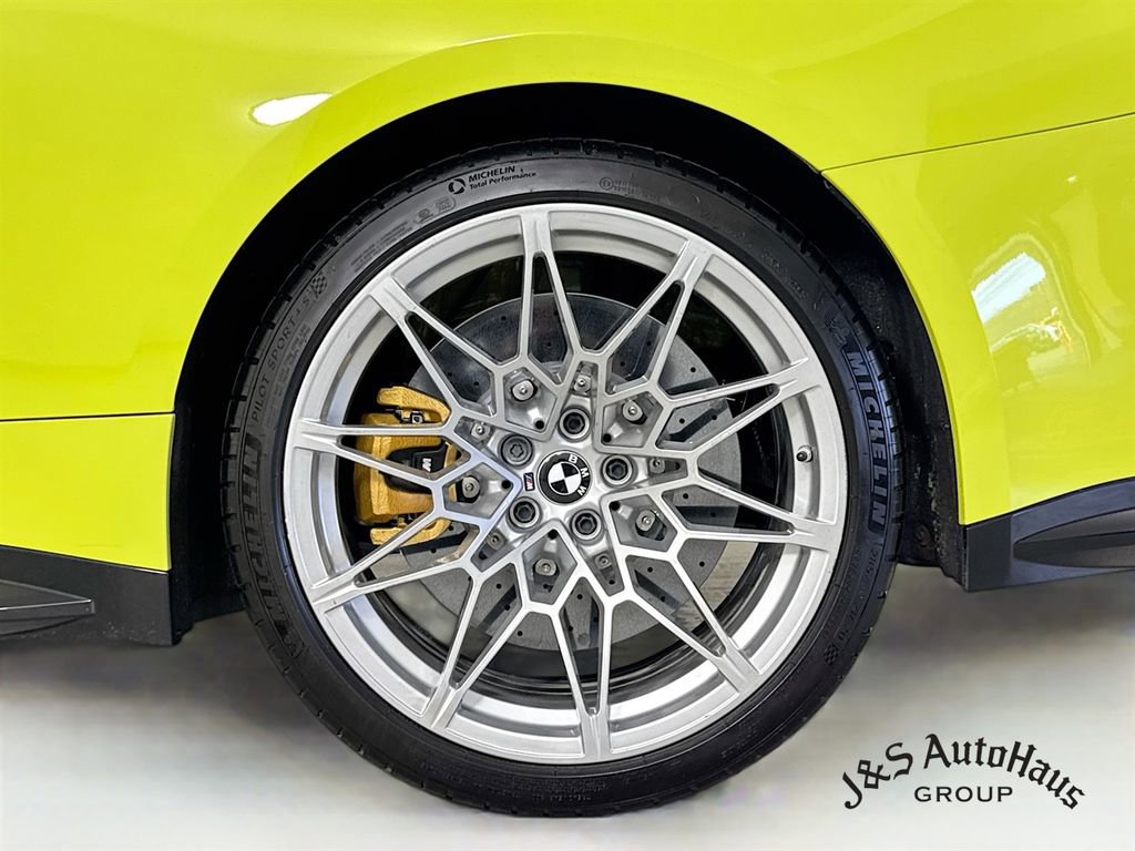 Used 2021 BMW M4 Competition w/ M Carbon Exterior Package image 40