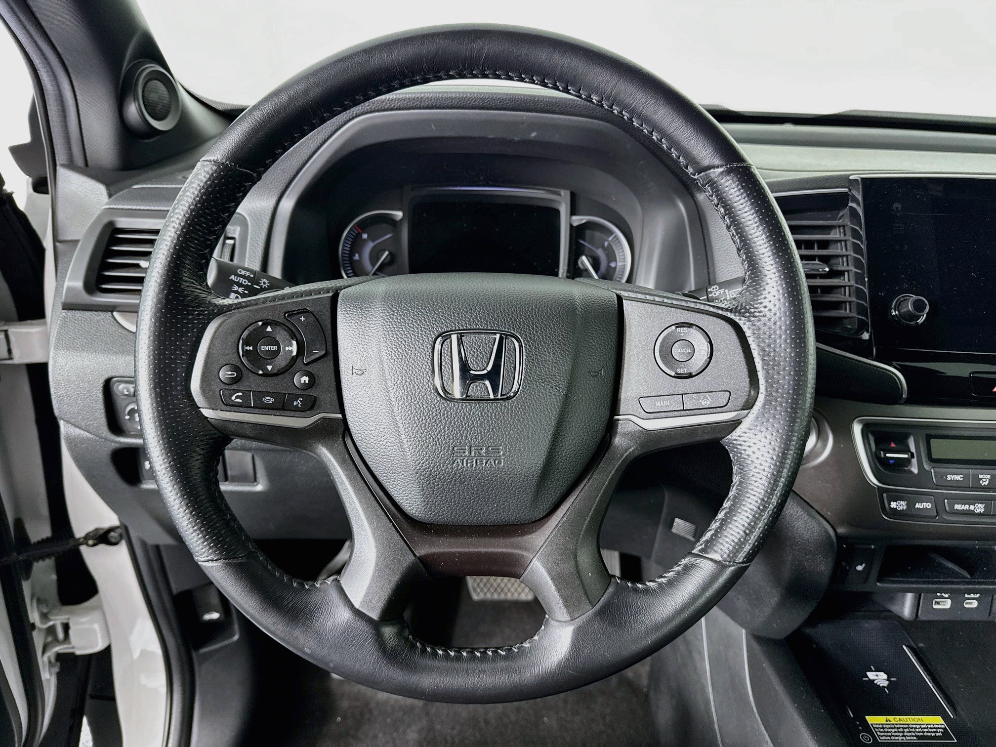 Certified 2024 Honda Passport EX-L image 11