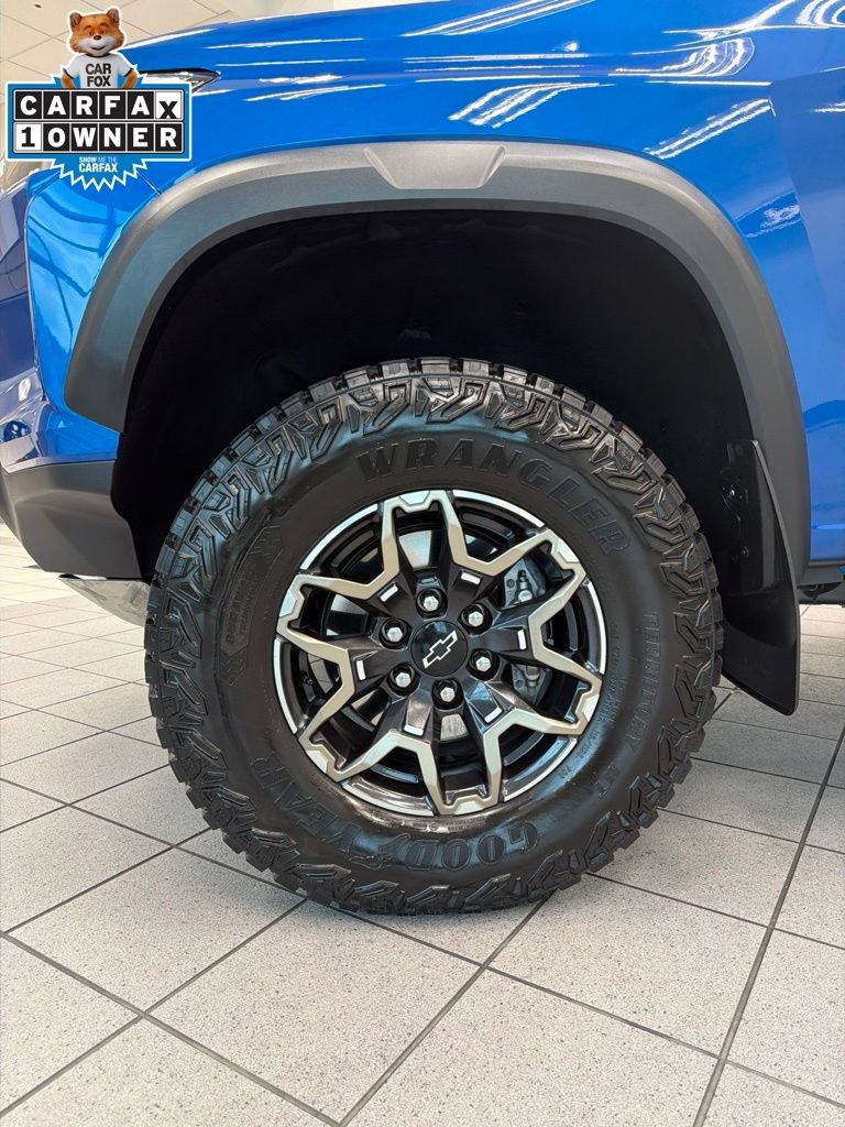 Used 2024 Chevrolet Colorado ZR2 AWD/4WD image 4