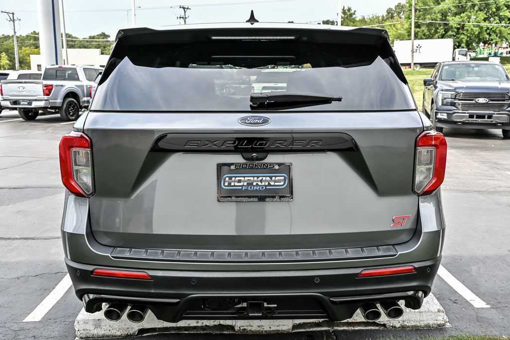 Used 2022 Ford Explorer ST AWD/4WD image 7
