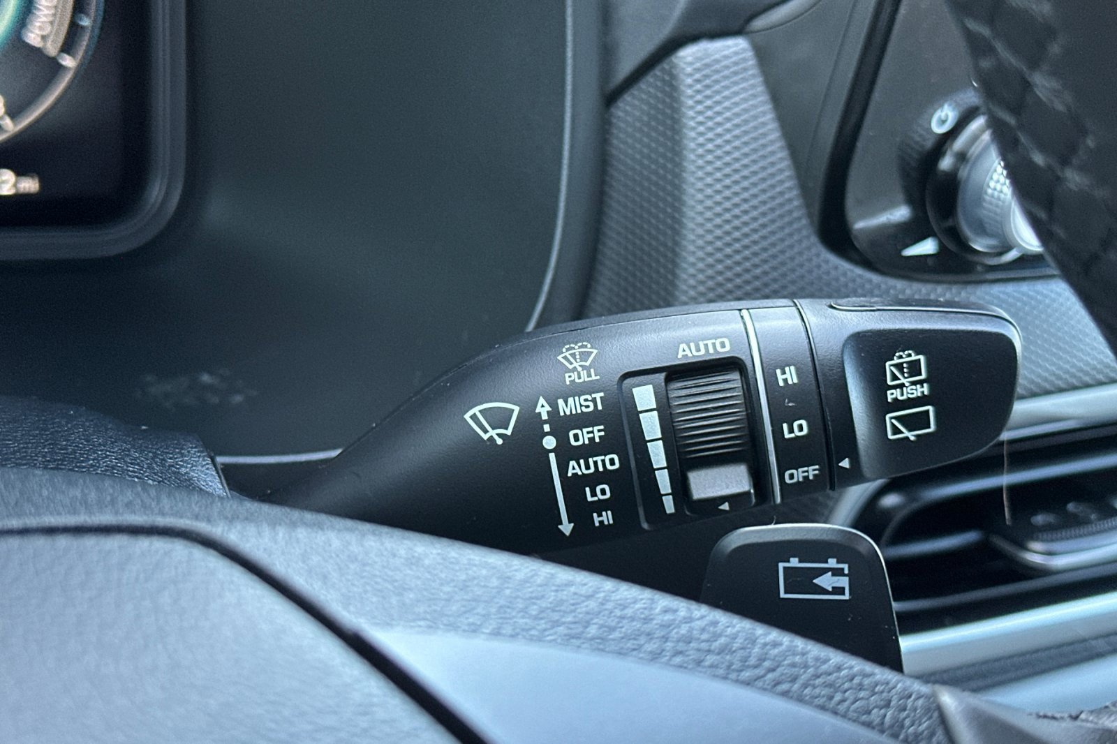 Used 2023 Hyundai Kona Limited w/ Cargo Package image 35