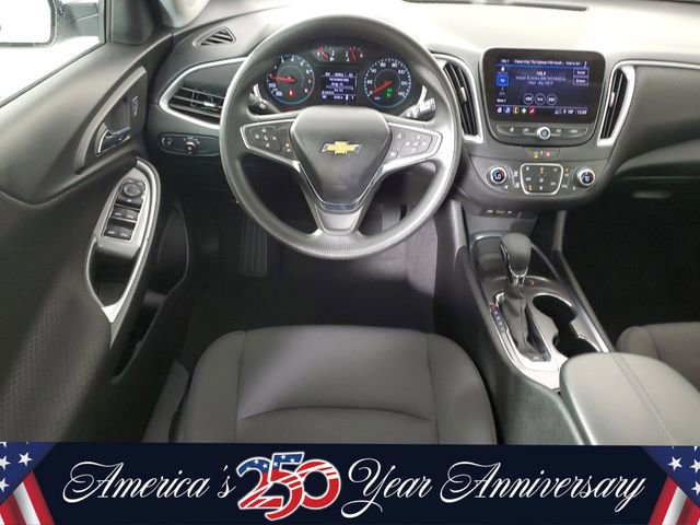 Used 2025 Chevrolet Malibu LT FWD image 16