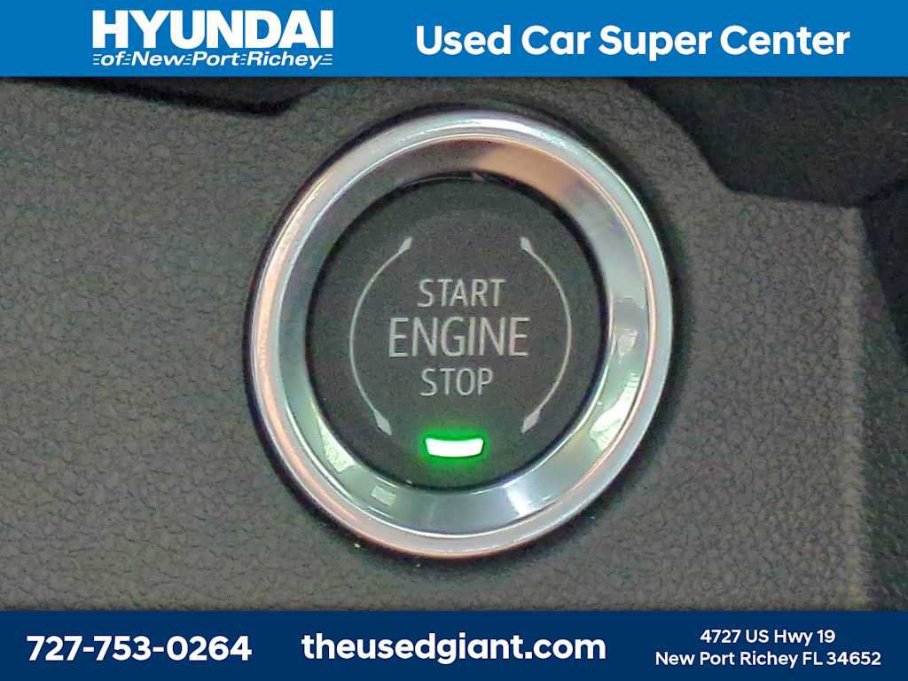 Used 2026 Chevrolet Traverse Z71 w/ LPO, Floor Liner Package AWD/4WD image 34