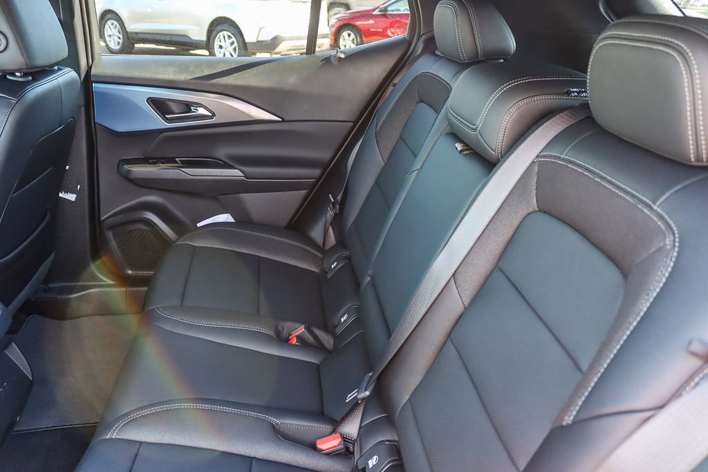 New 2026 Chevrolet Equinox EV LT image 17