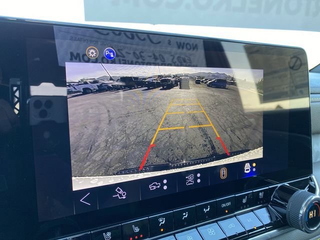 New 2026 Chevrolet Colorado ZR2 w/ Technology Package AWD/4WD image 17