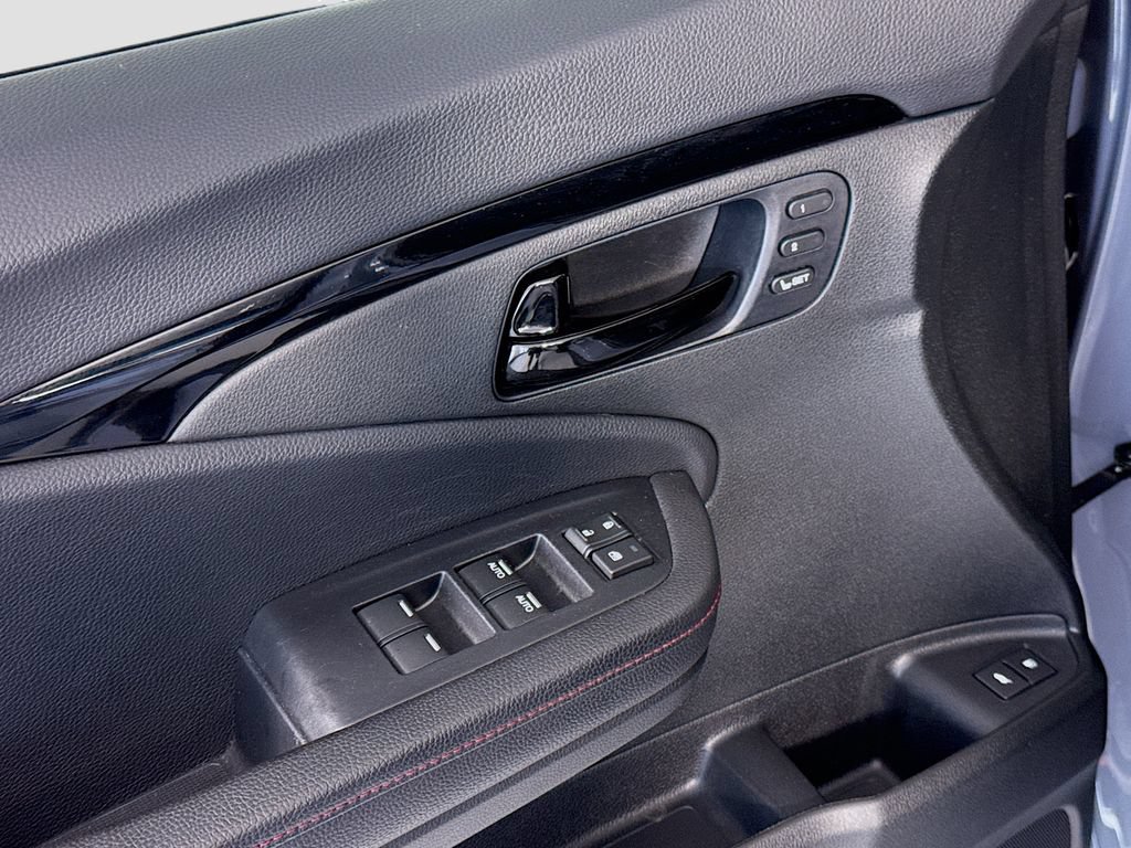 Certified 2025 Honda Passport Black Edition image 23