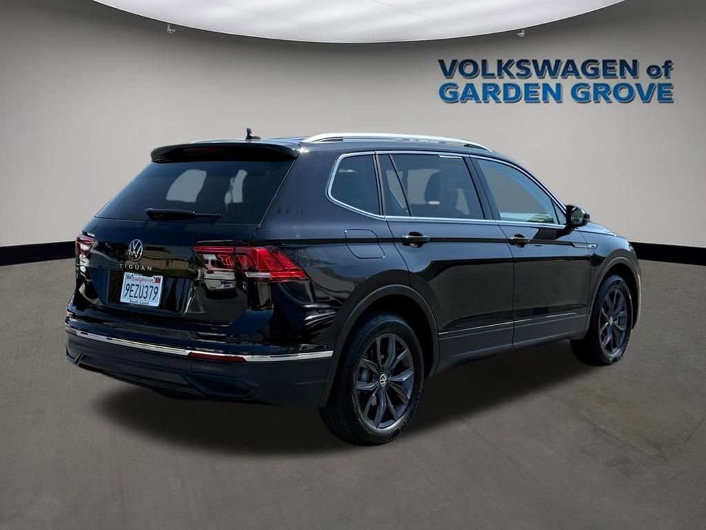 Used 2023 Volkswagen Tiguan SE image 7