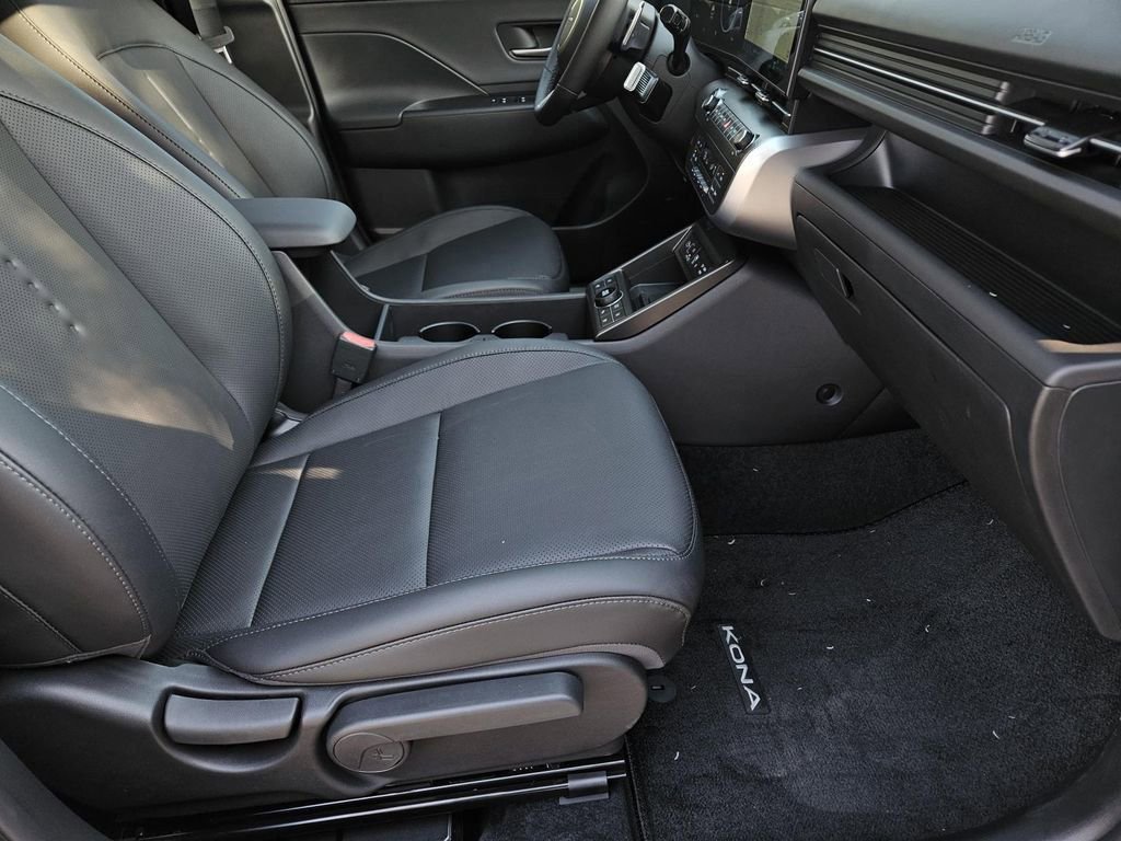 New 2026 Hyundai Kona Limited FWD image 9