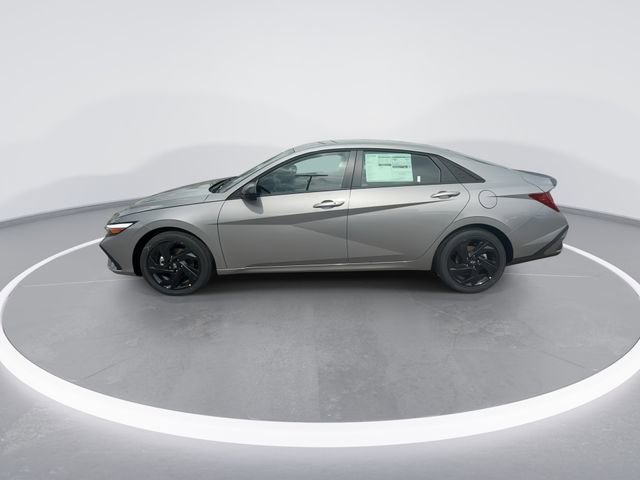 New 2026 Hyundai Elantra Sport w/ Cargo Package FWD image 5