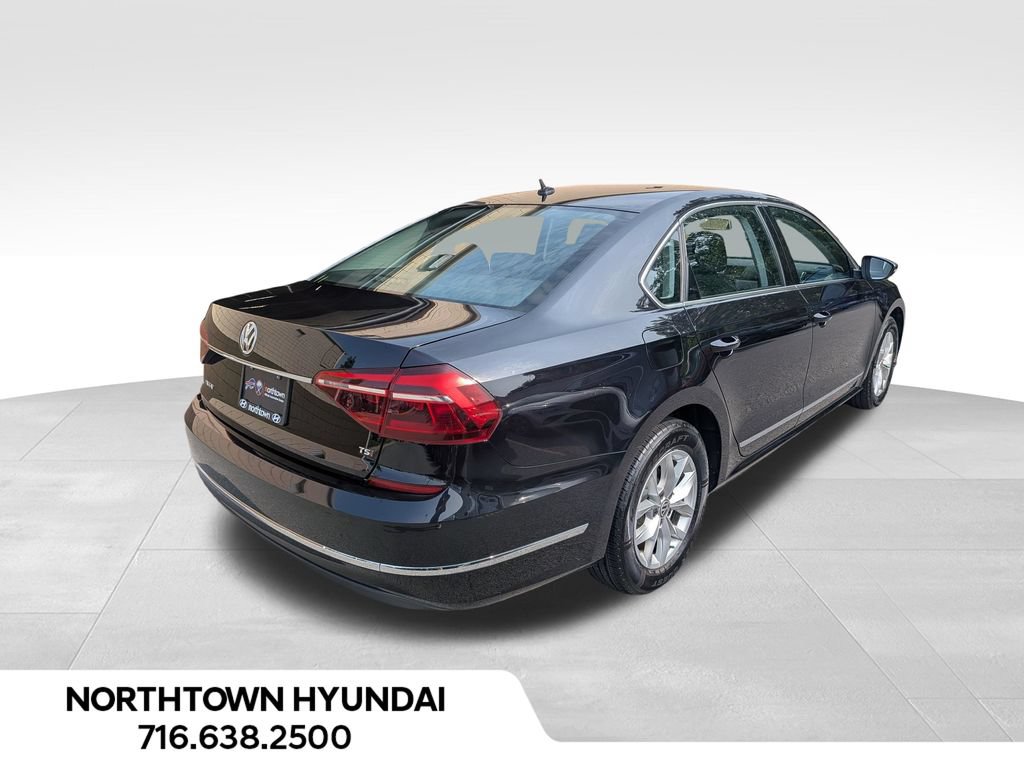Used 2017 Volkswagen Passat 1.8T S FWD image 12