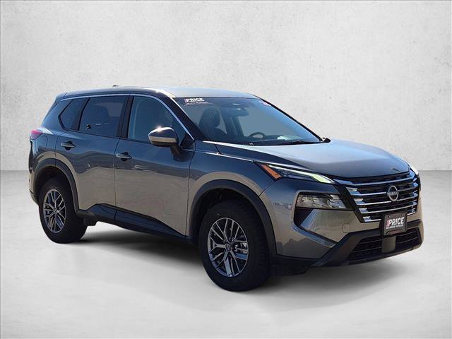 Used 2026 Nissan Rogue SV AWD/4WD image 3
