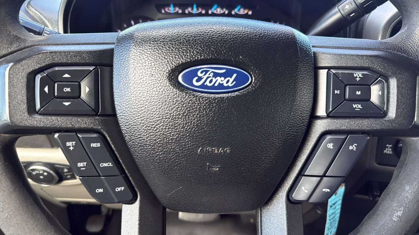 Used 2018 Ford F250 XL w/ Power Equipment Group AWD/4WD image 22