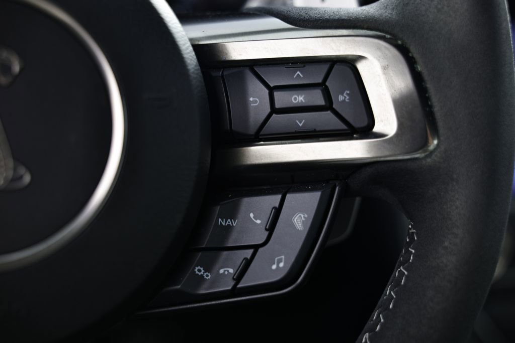 Used 2021 Ford Mustang Shelby GT500 w/ Technology Package image 35