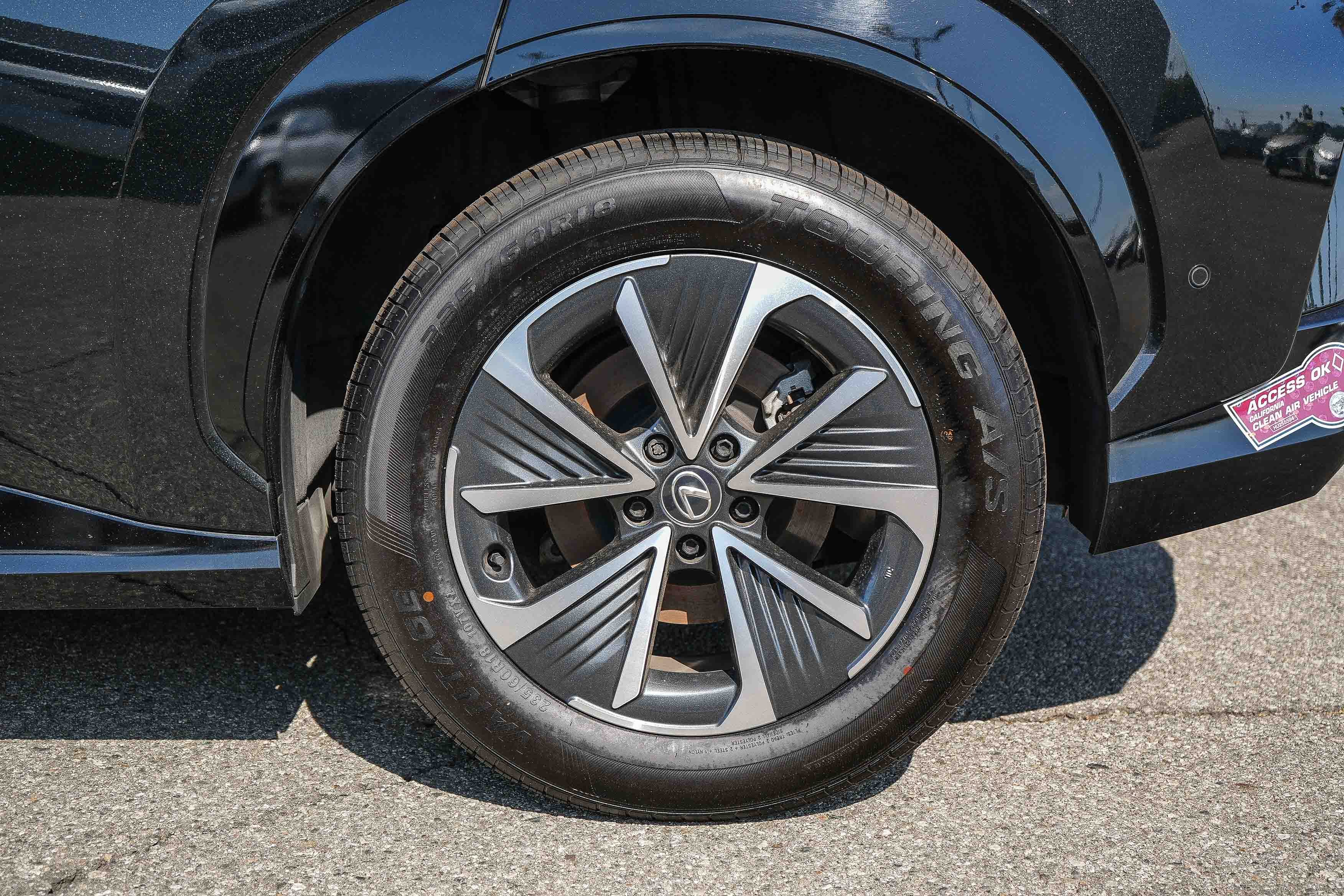 Used 2024 Lexus RZ 300e Premium w/ Technology Package FWD image 10