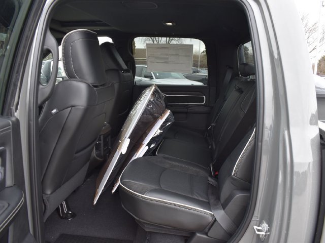 New 2026 RAM 3500 Laramie AWD/4WD image 33